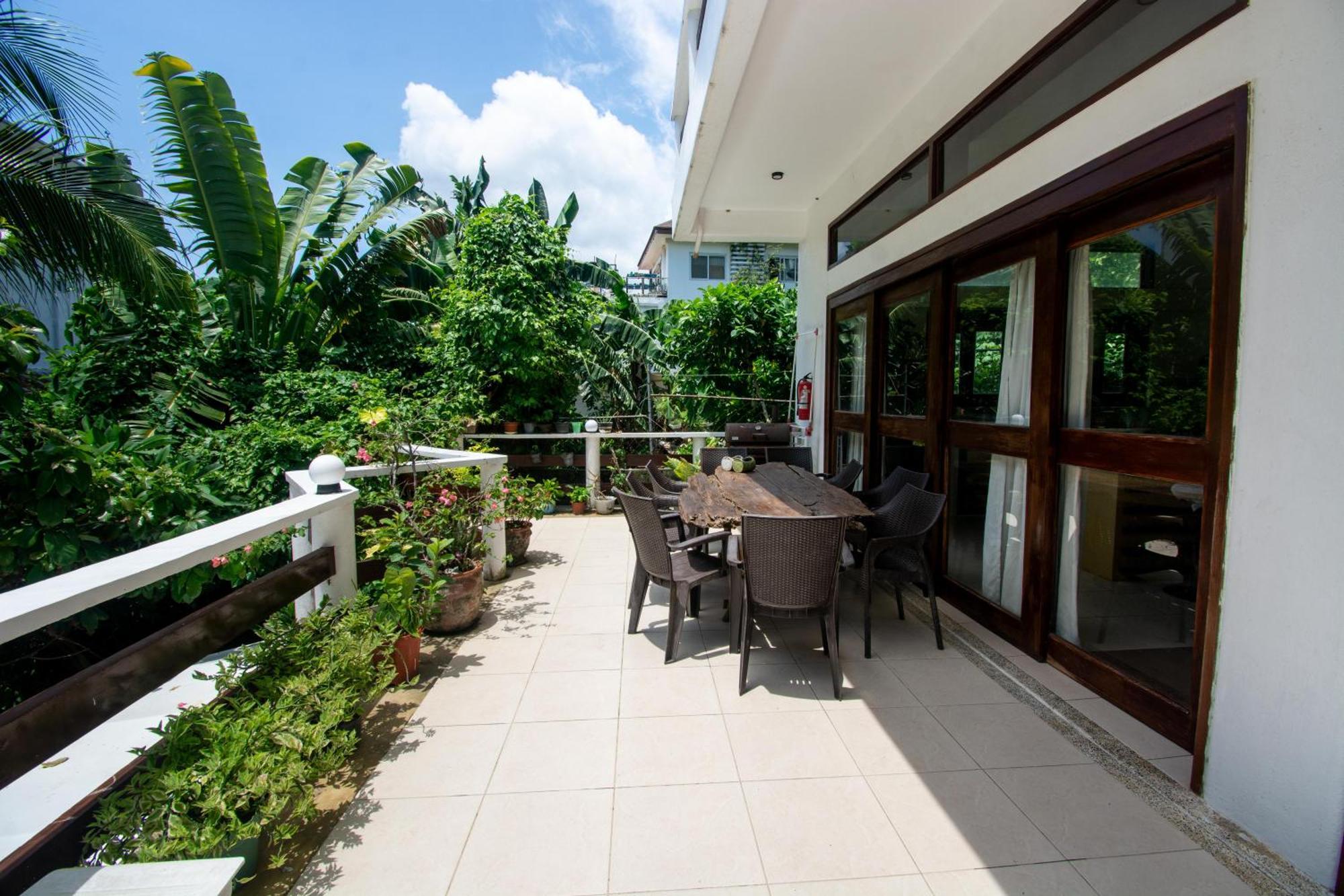 Babosam Apartments Boracay Island Bagian luar foto