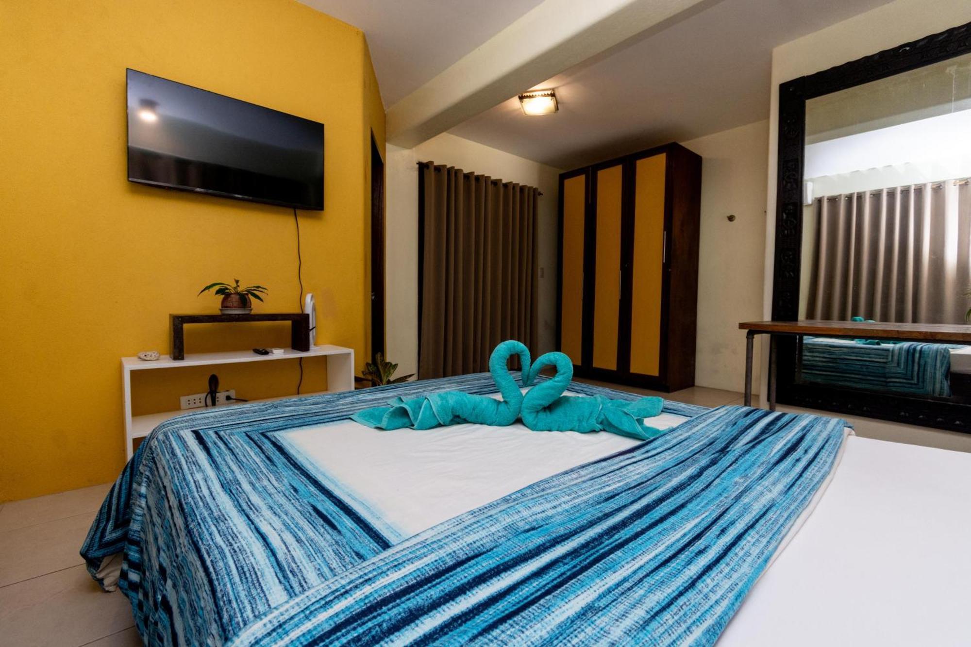 Babosam Apartments Boracay Island Bagian luar foto
