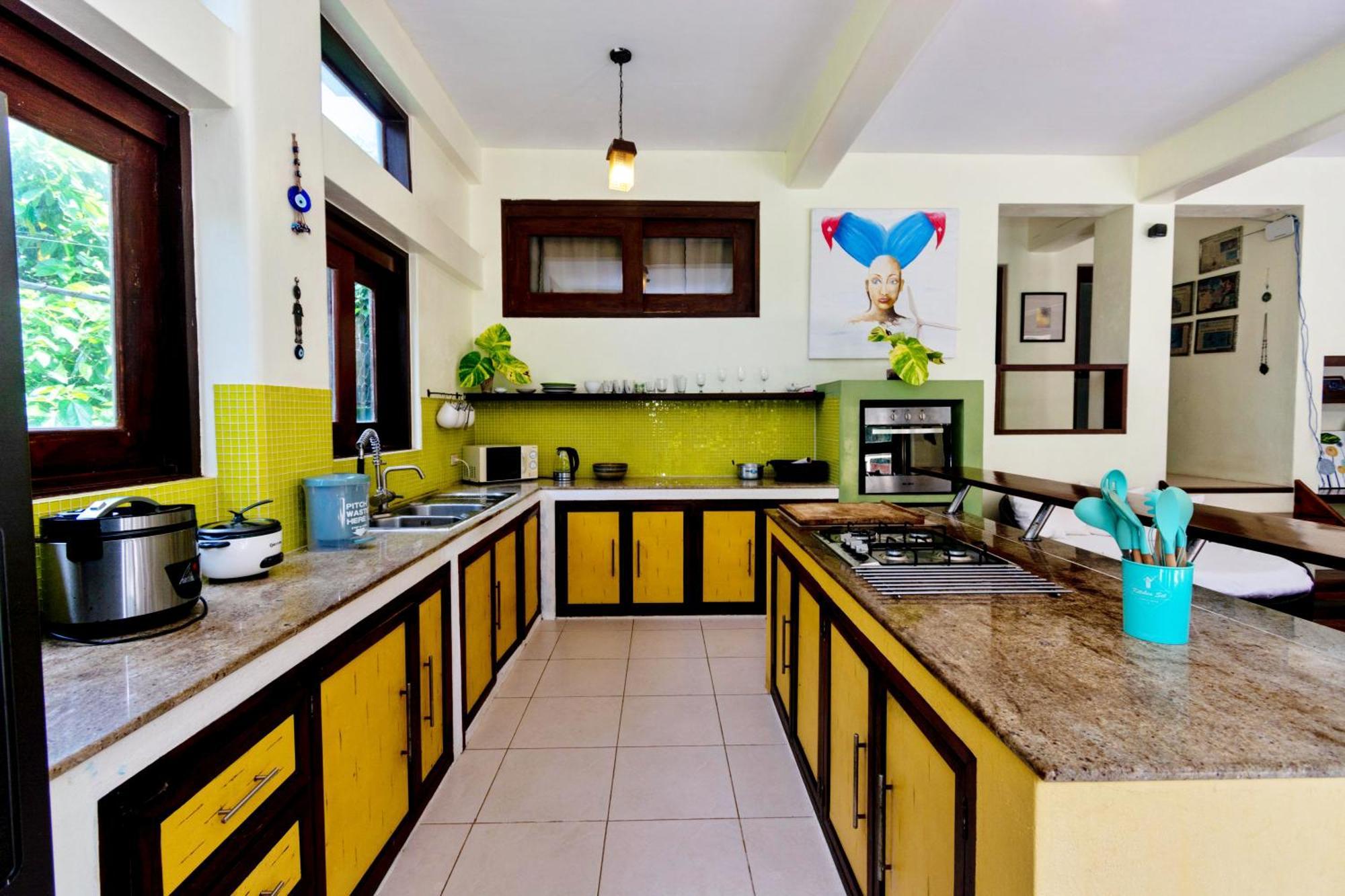 Babosam Apartments Boracay Island Bagian luar foto