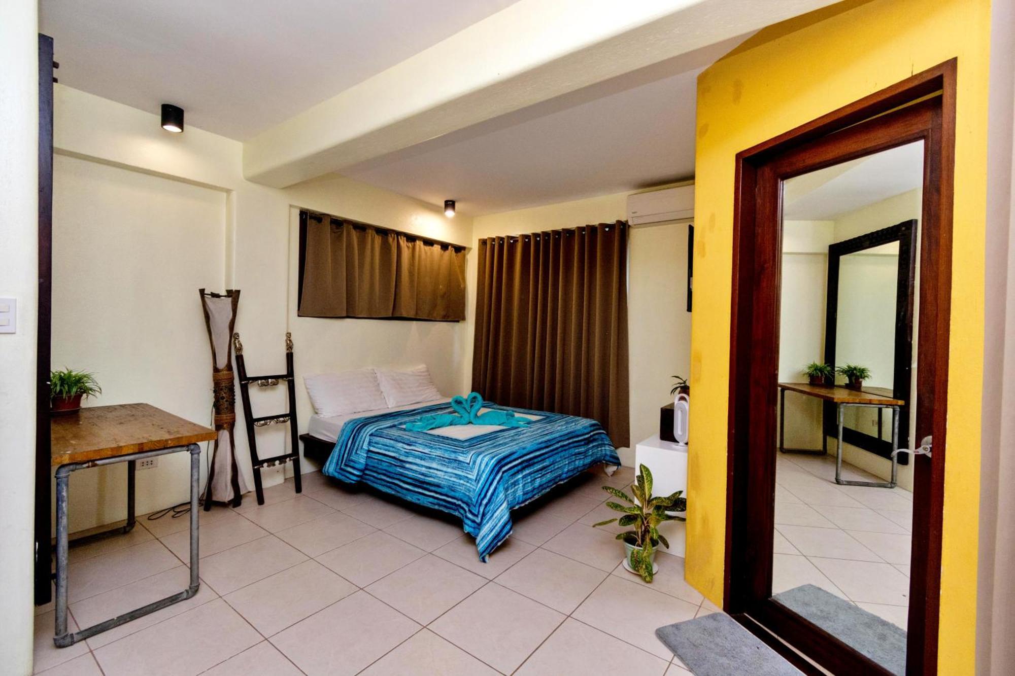 Babosam Apartments Boracay Island Bagian luar foto